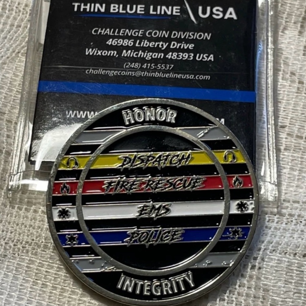 First Responder Challenge Coin - Picture 2 of 2